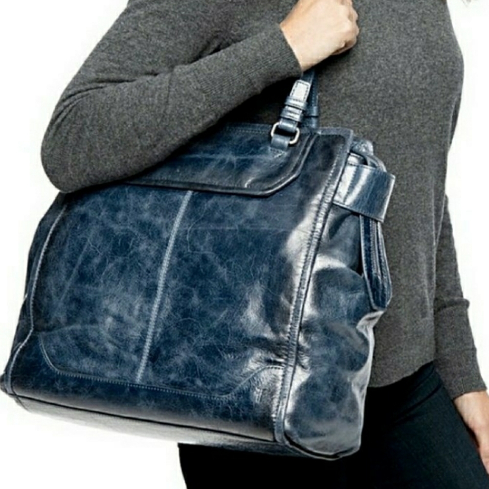 Frye/ Mel Tote XL
